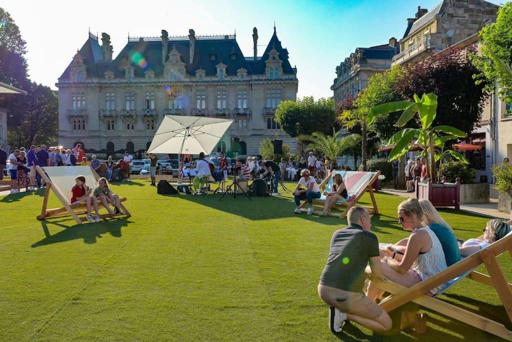 Luxury Room - Havre De Paix Avec Jacuzzi Prive Bar-le-Duc Exterior foto